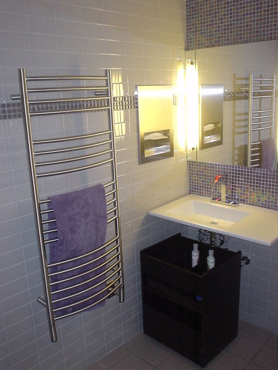 Amba DCB Amba Jeeves Model D Curved 20 Bar Hardwired Towel Warmer in Brushed - DCB