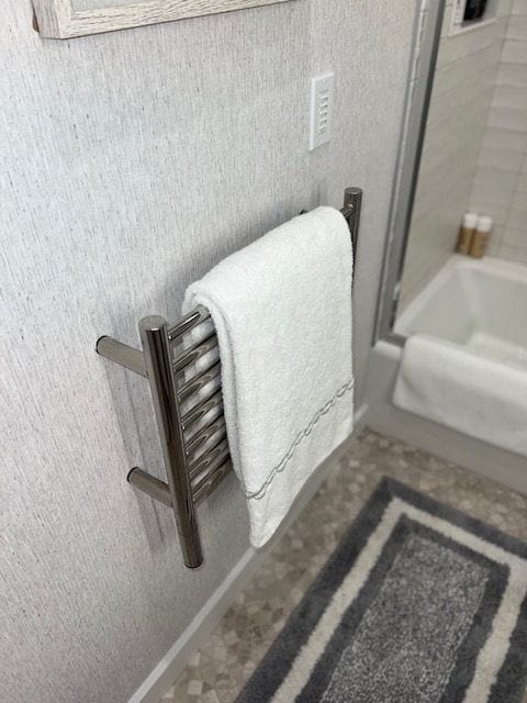 Amba HSP Amba Jeeves Model H Straight 7 Bar Hardwired Towel Warmer in Polished - HSP