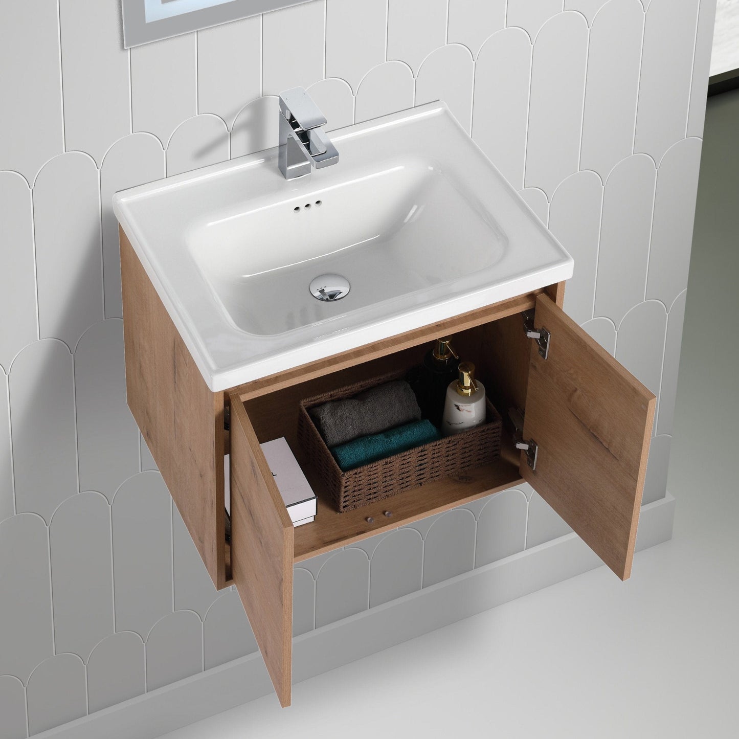 Blossom V8035 24 29 C Blossom Bern 24″ Vanity With Ceramic Basin - Classic Oak V8035 24 29 C