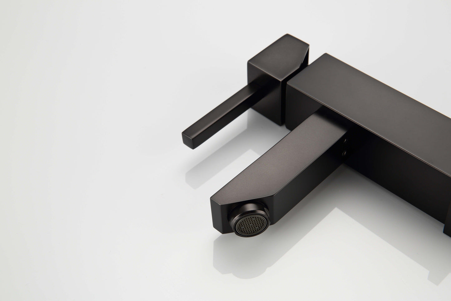Legion Furniture ZY6001-OR Legion Furniture ZY6001-OR UPC Faucet with Drain - Oil Rubber Black