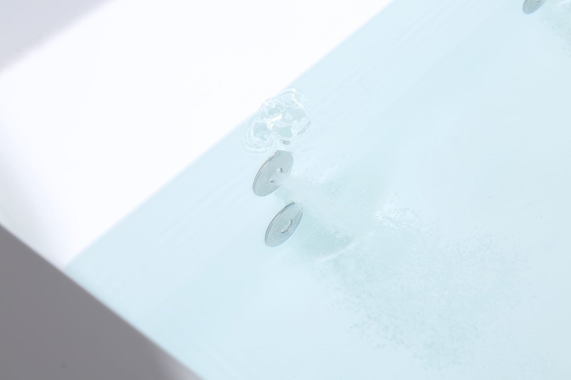 Empava EMPV-71JT667B Empava - 71JT667B 71 in. Acrylic Alcove Whirlpool Bathtub