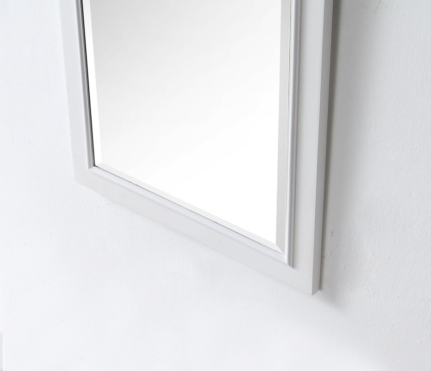 Legion Furniture WH7720-W-M Legion Furniture WH7720-W-M 20" x 30"Mirror