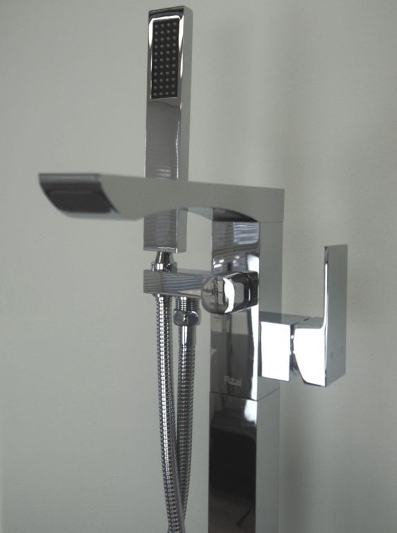 Ratel RA-9200CR Floor Mounted Square Bathtub Filler - Chrome (RA-9200CR)